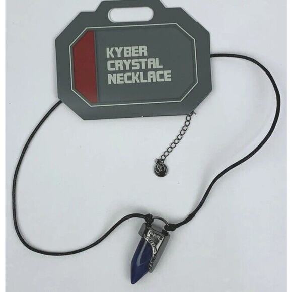 Disney Parks Kyber Crystal Necklace Blue Star Wars Galaxys Edge NEW‎ - Picture 1 of 2